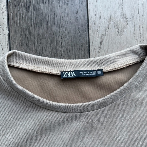 Zara Cream Mini Dress with Short Sleeves - Picture 3 of 6